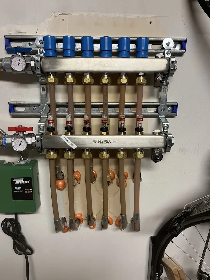 Plumber performing Leak Detection at a residential property in Alamo